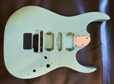 Ibanez GIO' body guitar
