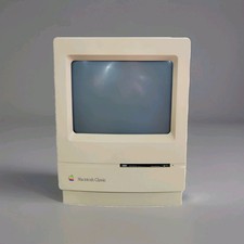 Apple Classic M0420 Computer