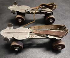 Pattini A Rotelle Lupetto Anni 50