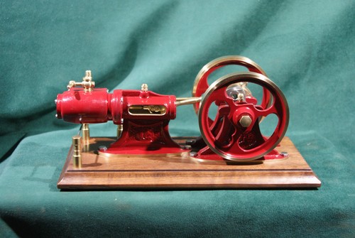Nuovo modello motore a - nuovo, di