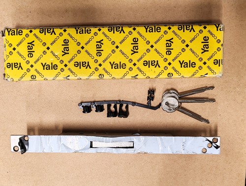 Serratura yale triplice - yale,