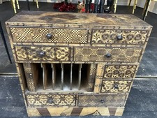 Antico mobiletto giapponese