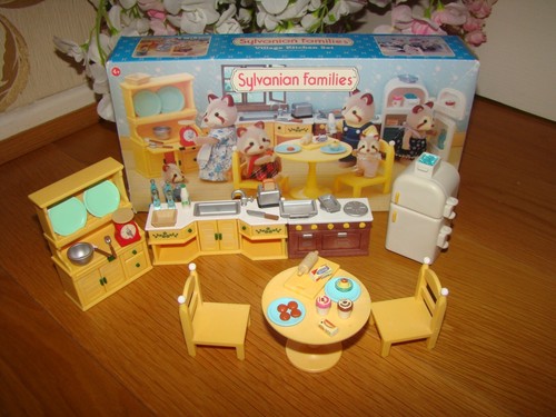 Sylvanian families village set - village,