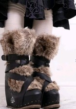 Stivali rari Irregular Choice