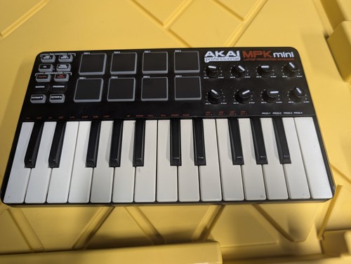 Akai professional mpk - mpk, usb
