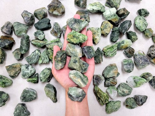 Pietre cristallo diopside - di,