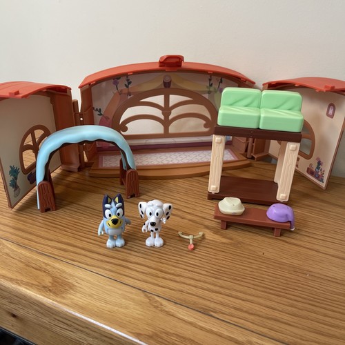 Playset scuola bluey calypso - scuola,