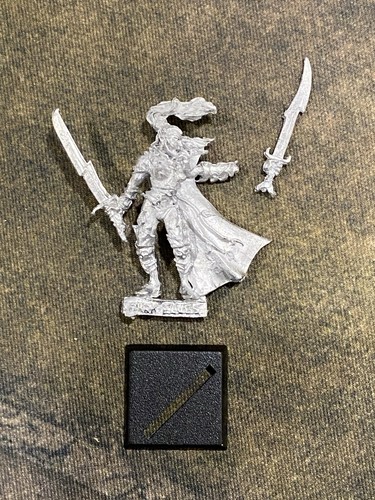 Dark elves female - dark,