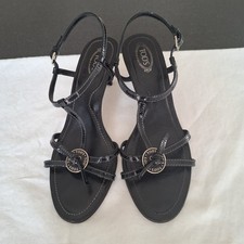 Sandali Tod's in pelle nera effetto vernice