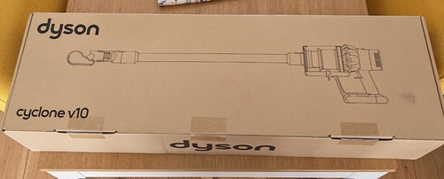 Dyson cyclone v10 total clean - dyson,