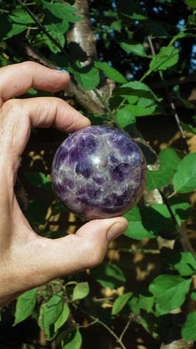Pietra preziosa sfera