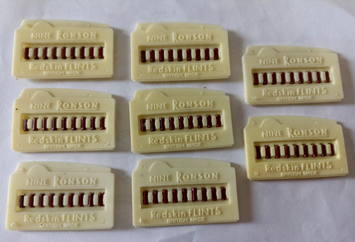 Blister pezzi pietrine - 9,