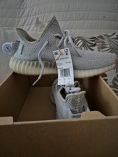 Yeezy Boost 350 V2 - tg. 40
