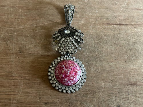 Ciondolo strass vintage rosato