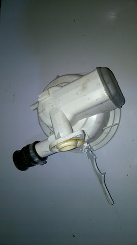 Alloggiamento erogatore acqua