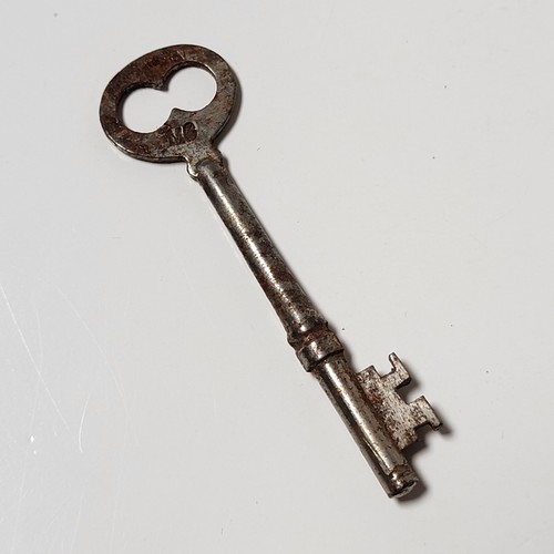 Vintage corbin solid - no, m6