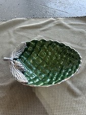 t16* Julia Knight Luxe Lodge