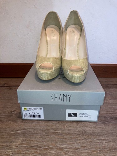 Scarpe decolté paillettate
