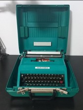 OLIVETTI Studio 45 Typewriter