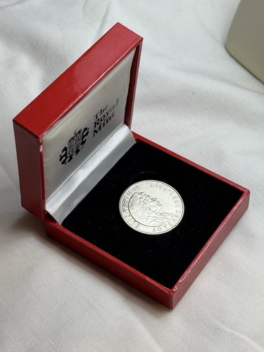 Moneta commemorativa regina - moneta,