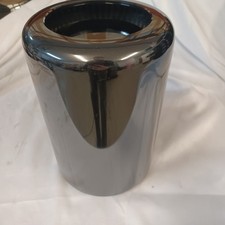 Apple Mac Pro "Quad Core" 3.7