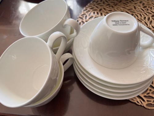 Tiffany set di 5 - &,