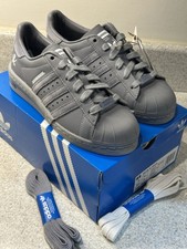 Superstar Neighborhood grigio