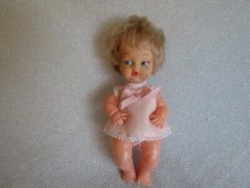 Bambola Con Vestiti Originali