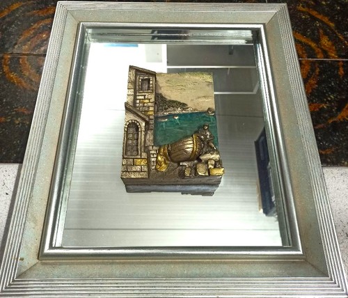 Quadro specchio con - a,