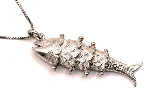 Collana con ciondolo pesce