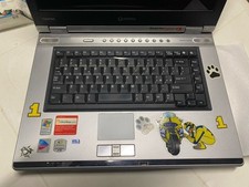 computer portatile Per Ricambi.. Non Funziona Bene … Privo Di Alimentatore e HDD