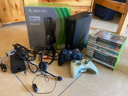 Xbox360 slim 250gb - opaca, +