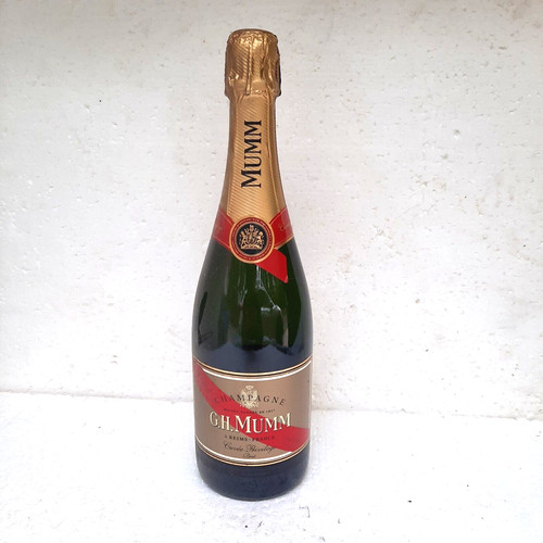 Champagne mumm cuvee - champagne,