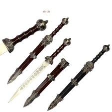 Daga romana media con fodero