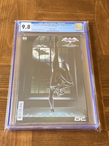 Batman catwoman gotham - batman/catwoman, wars