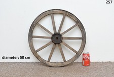 Vecchio carrello in legno