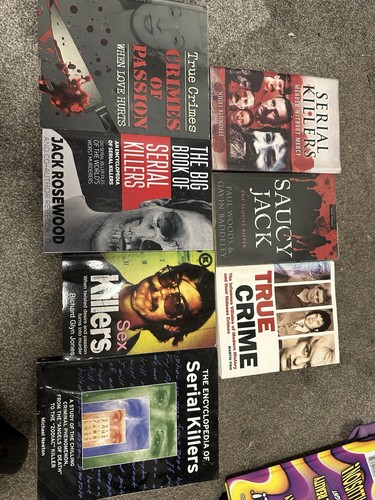 True crime book - book, bundle