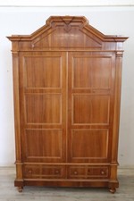 armadio antico in legno massello impiallacciato in noce, fine secolo XIX