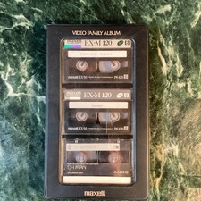 Video tape maxell ex - tape,