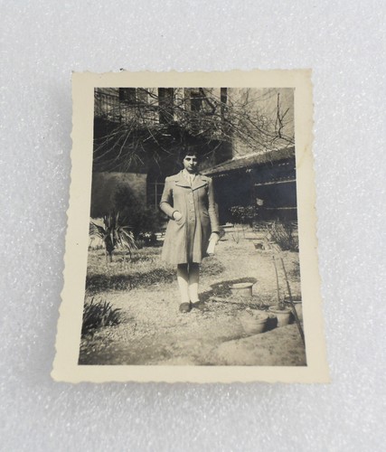 Foto una giovane donna con - una,