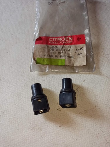 Douilles neuves ampoules - 2, d'ampoules