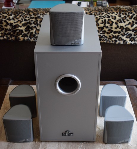 Magnat dolby surround - dolby,