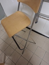 Vendo 6 Sgabelli Richiudibili Usati Con Piccoli Graffi Di Usura 