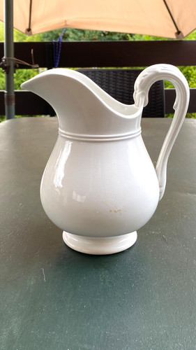 Pichet blanc faience de - pichet, en