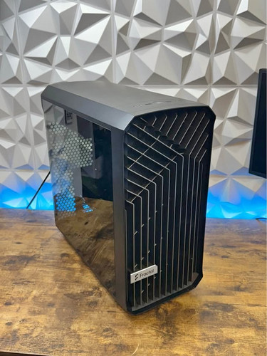 Computer desktop gaming - desktop, i7
