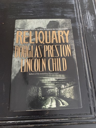 Reliquary douglas preston - by,