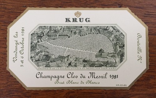 Une étiquette champagne - une,