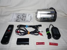 Videocamera Hitachi VM-H955LA