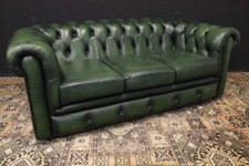Divano Chesterfield / Chester / pelle verde bottiglia / green leather /tre posti