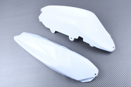 Coque arrière complète non - complète,